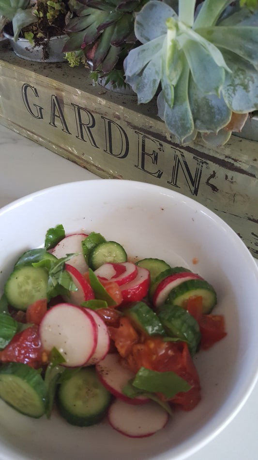 Mediterranean Cucumber Radish Salad