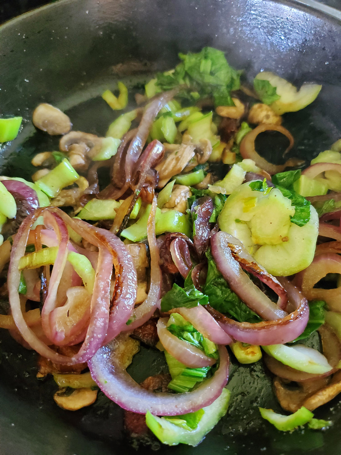Spirals and Ribbons with Onions